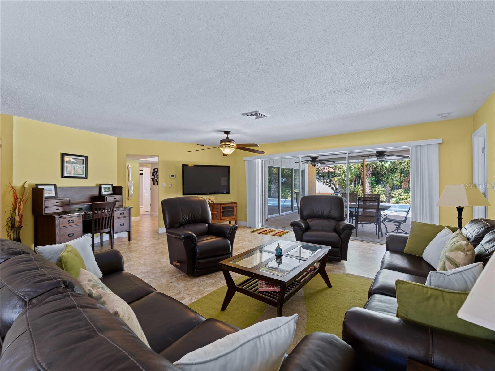 BAYSHORE ESTATES - Residential