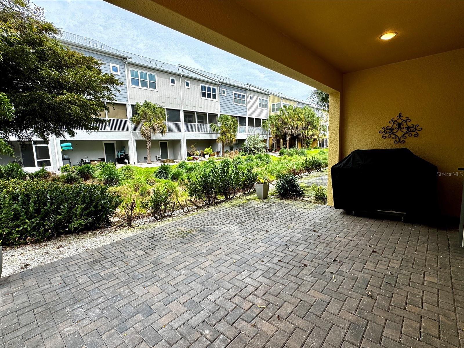 COVE AT LOGGERHEAD MARINA - Residential Lease