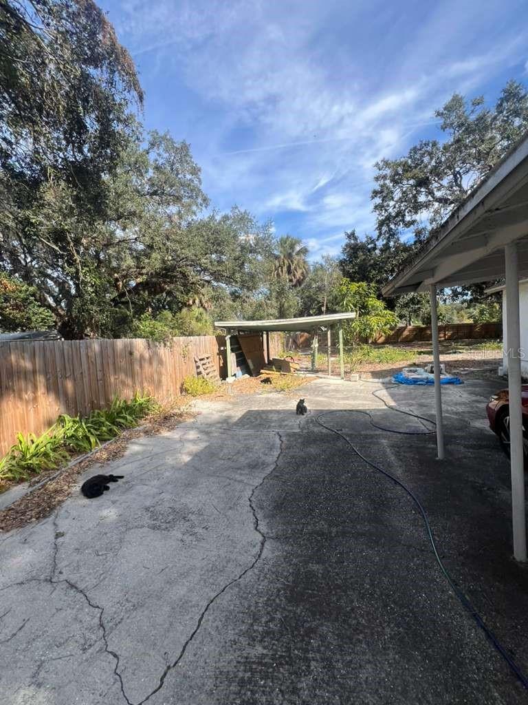 UNPLATTED - Residential