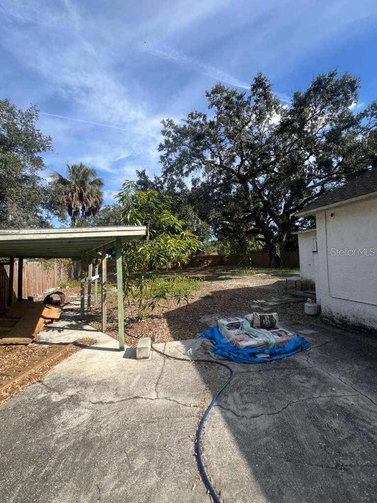 UNPLATTED - Residential