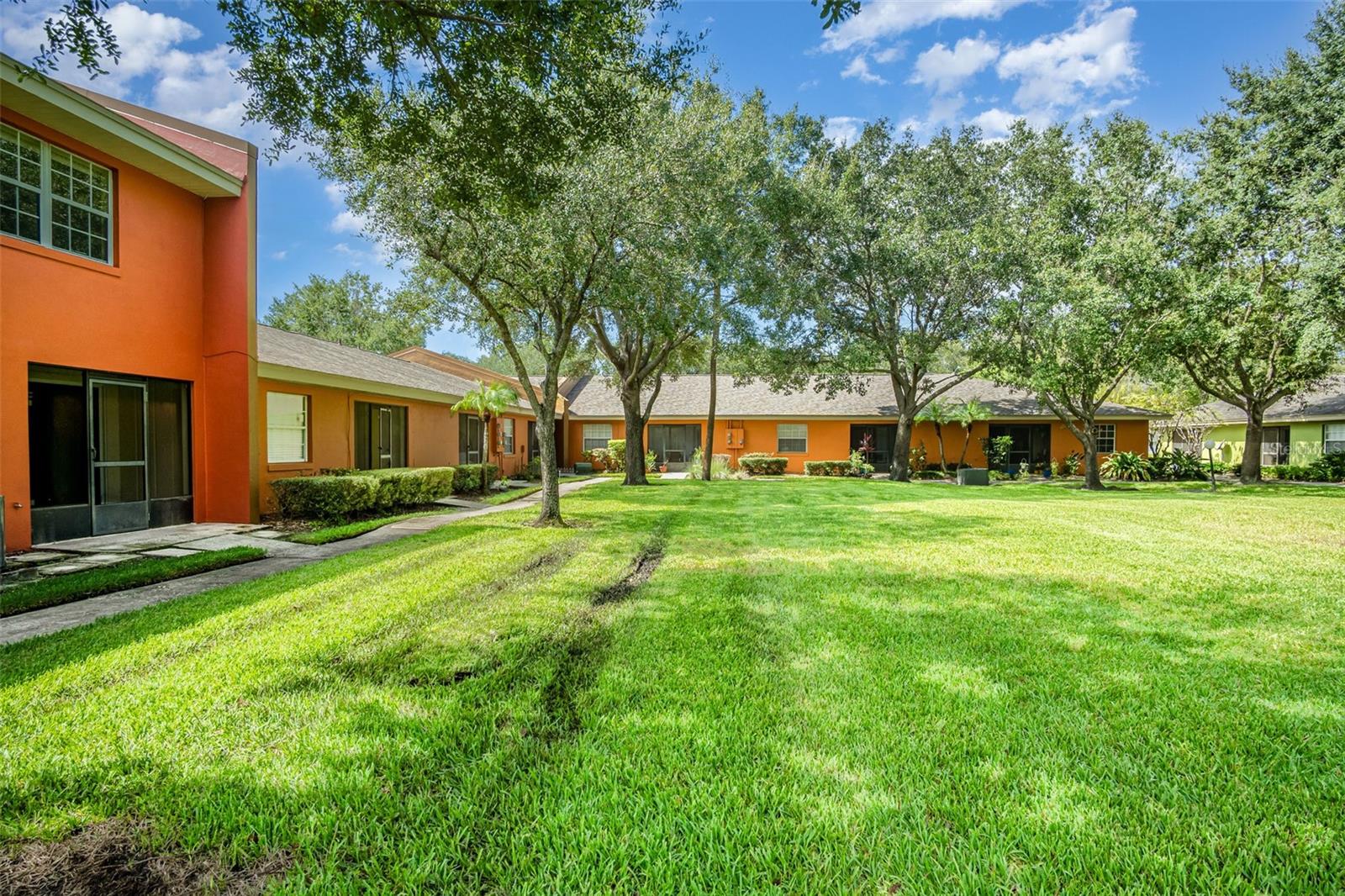 WRENWOOD CONDOMINIUM - Residential