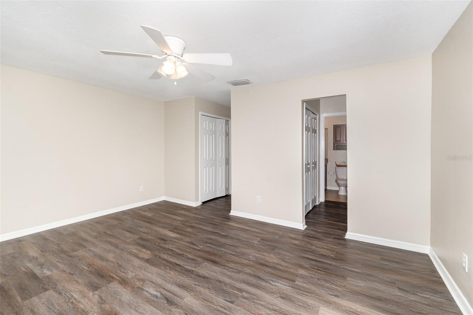 WRENWOOD CONDOMINIUM - Residential