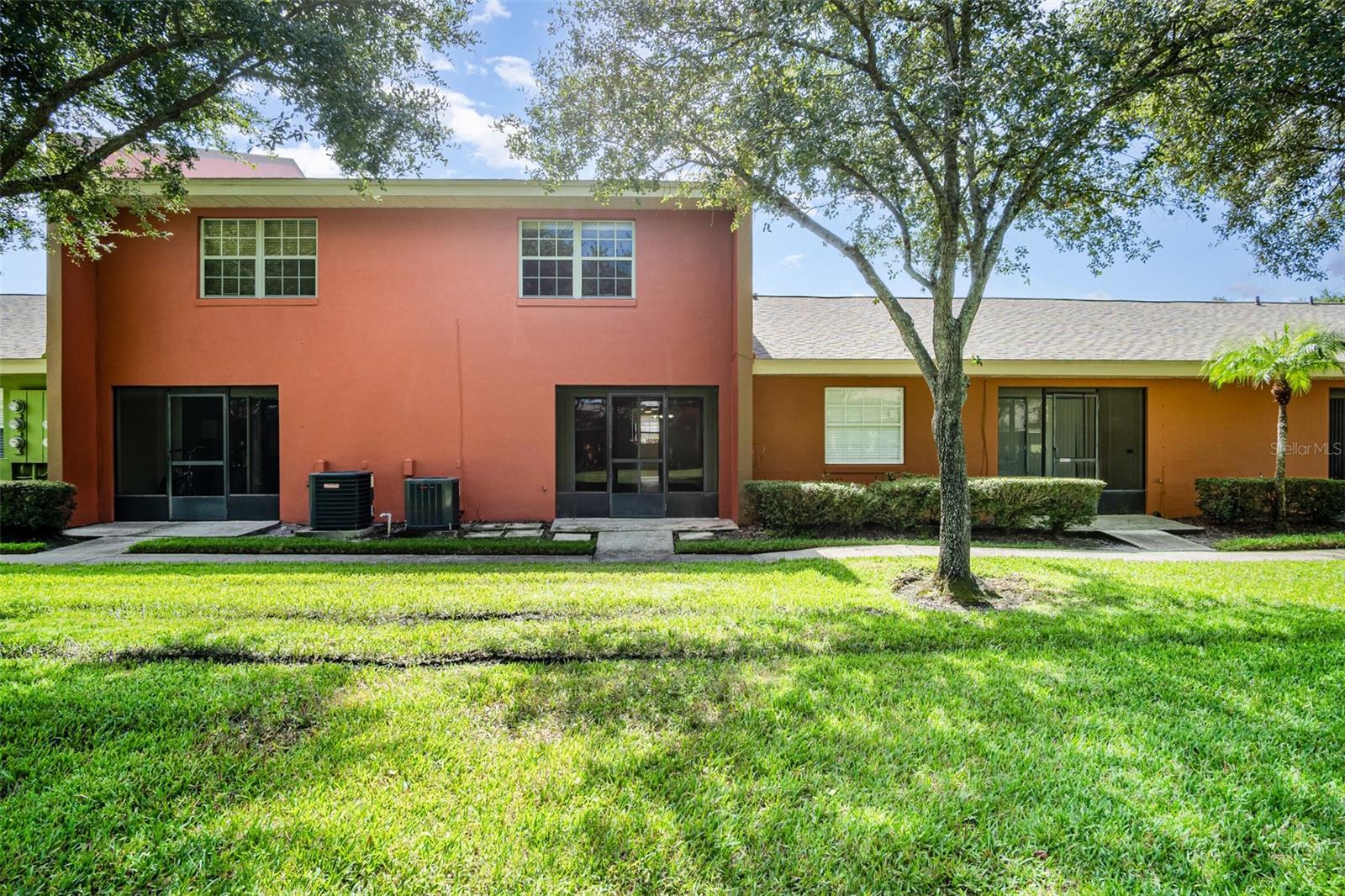 WRENWOOD CONDOMINIUM - Residential