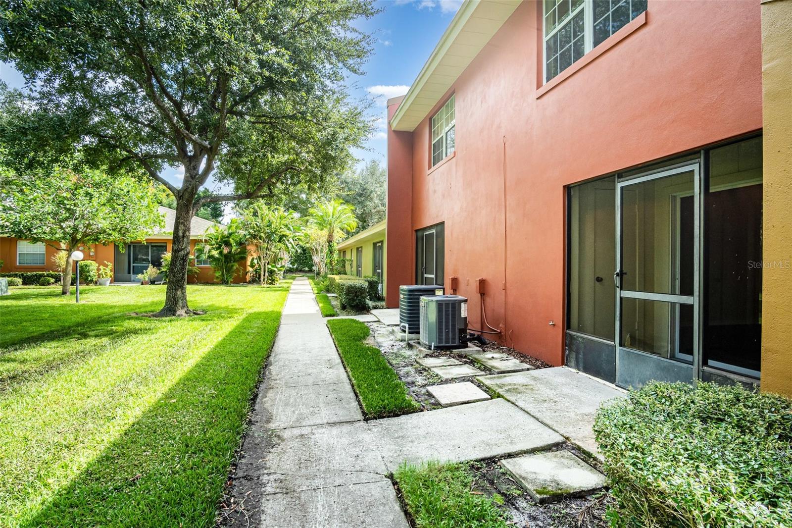 WRENWOOD CONDOMINIUM - Residential