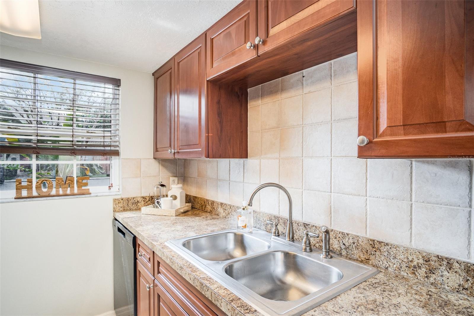 WRENWOOD CONDOMINIUM - Residential