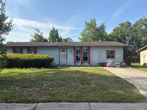 1742 SE 15TH AVENUE GAINESVILLE FL 32641