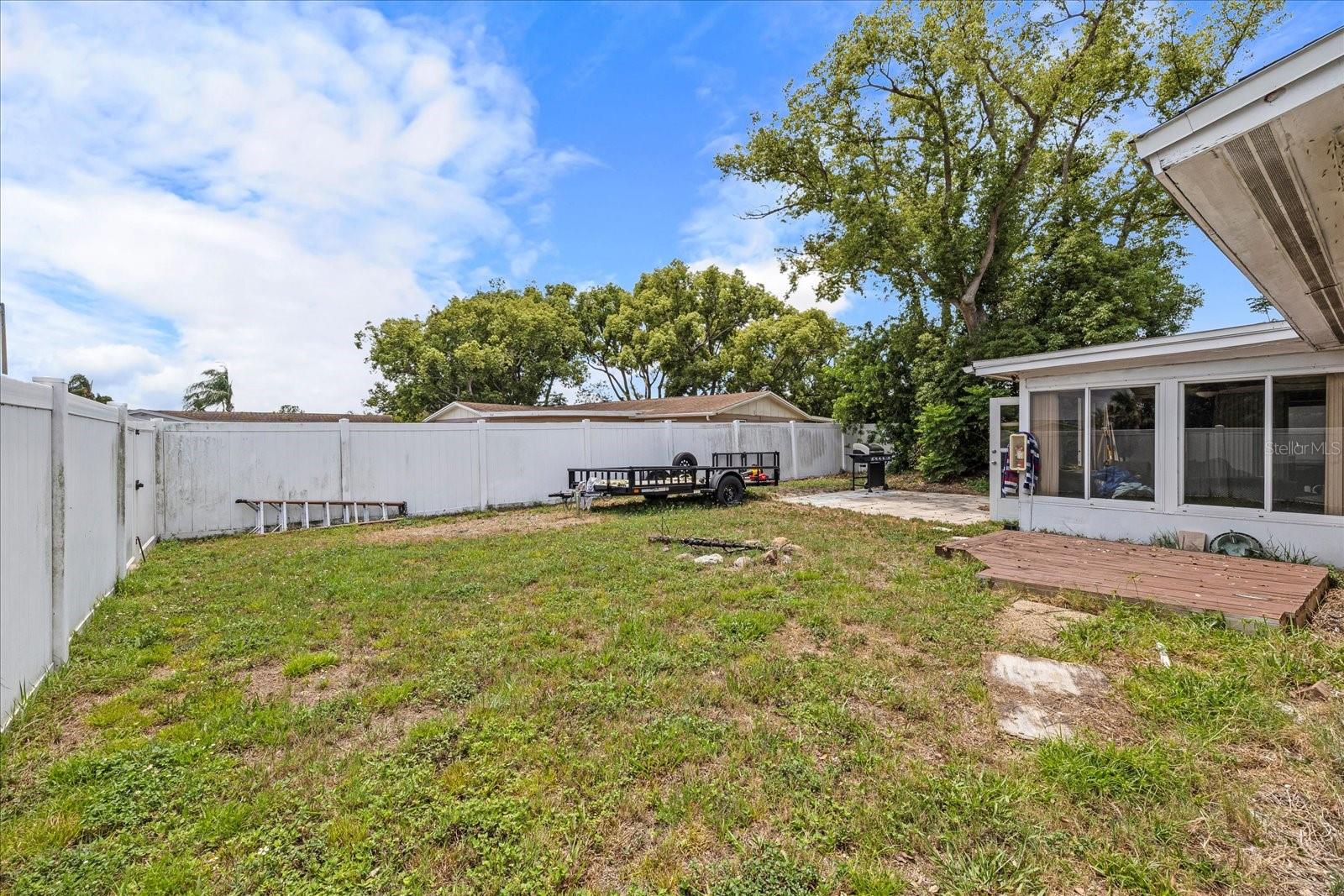 ALOHA GARDENS - Residential