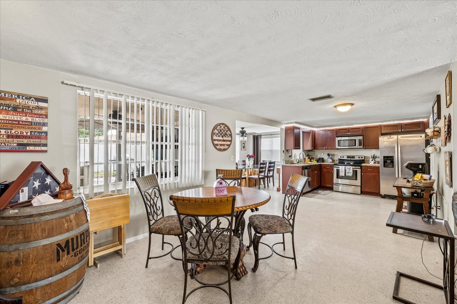 ALOHA GARDENS - Residential