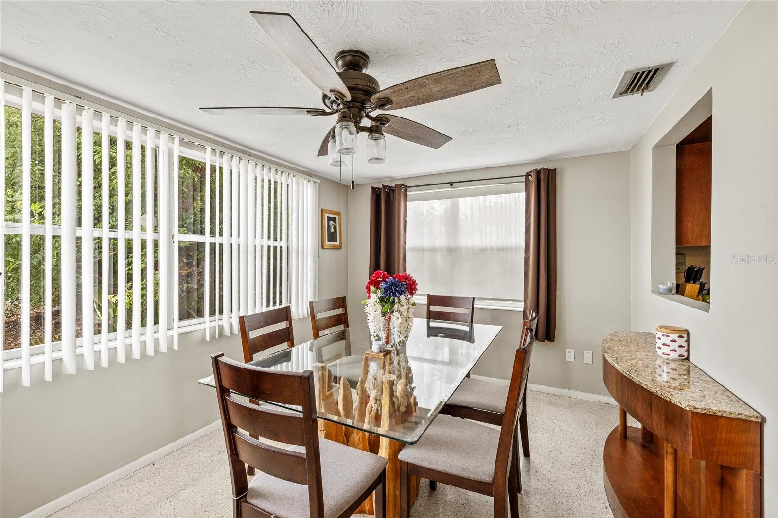 ALOHA GARDENS - Residential