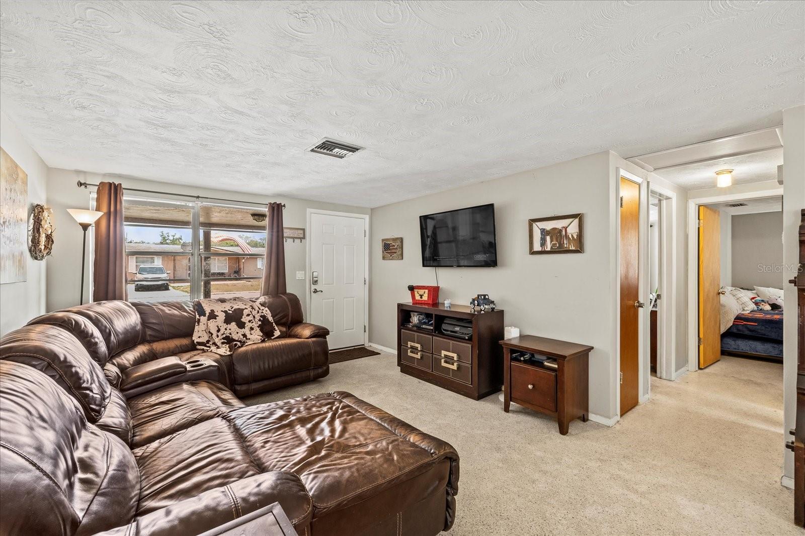 ALOHA GARDENS - Residential