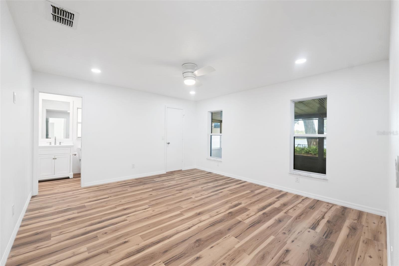 LOCKSHIRE PARK REP - Residential