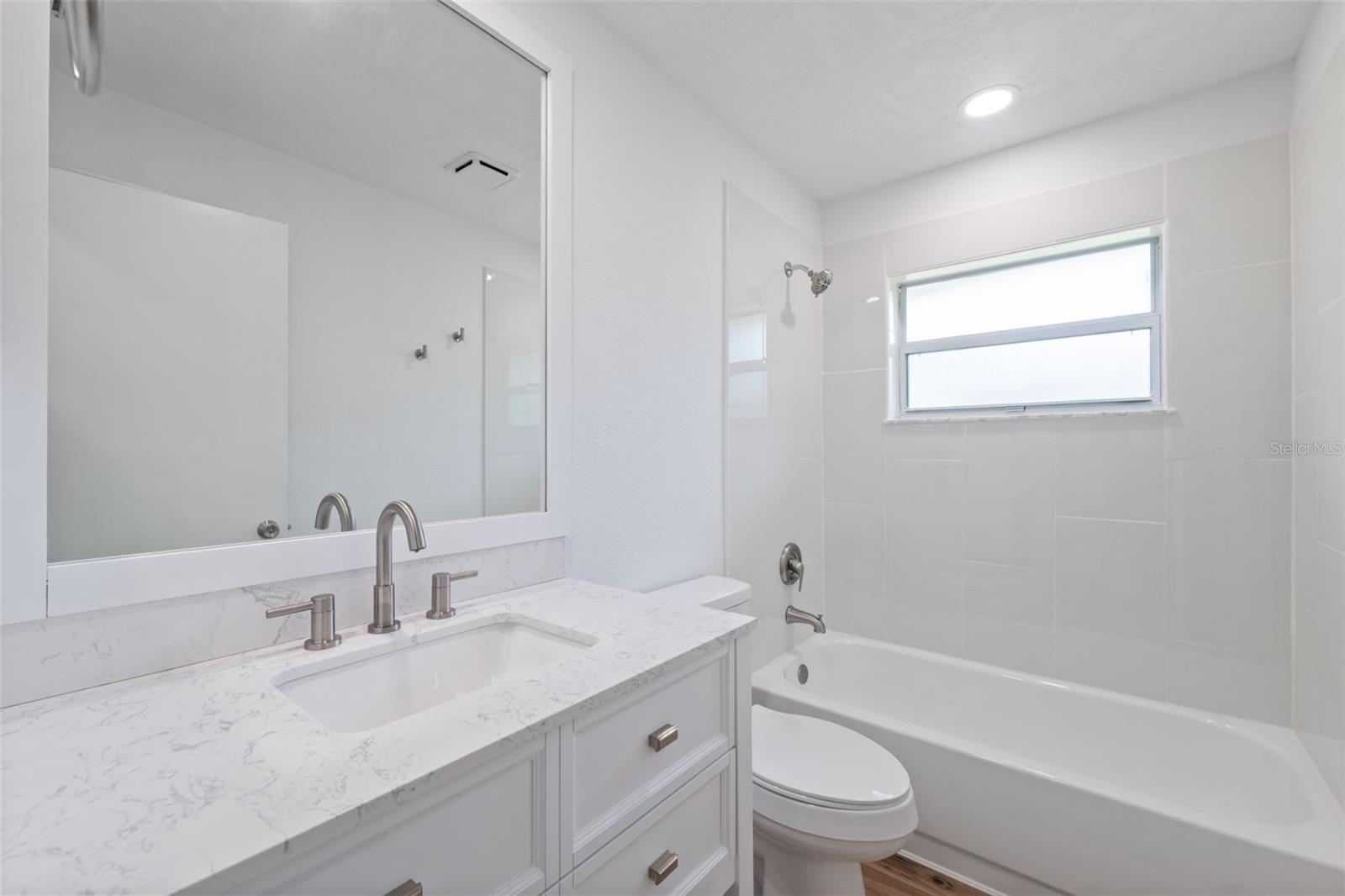 LOCKSHIRE PARK REP - Residential