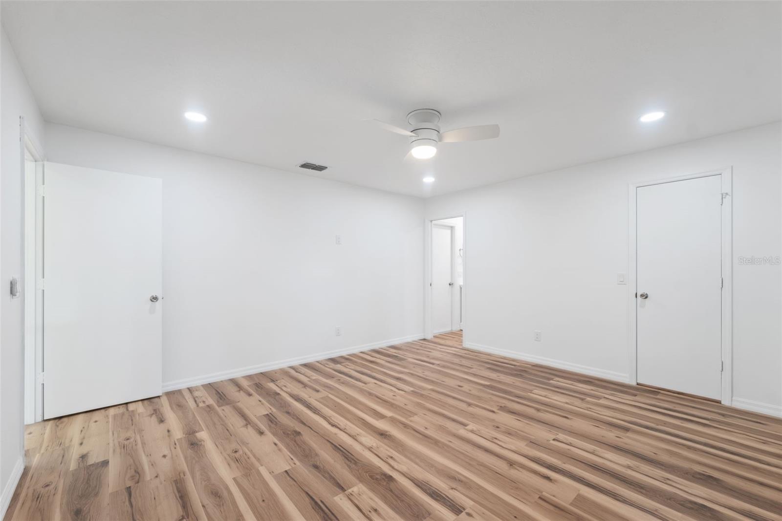 LOCKSHIRE PARK REP - Residential