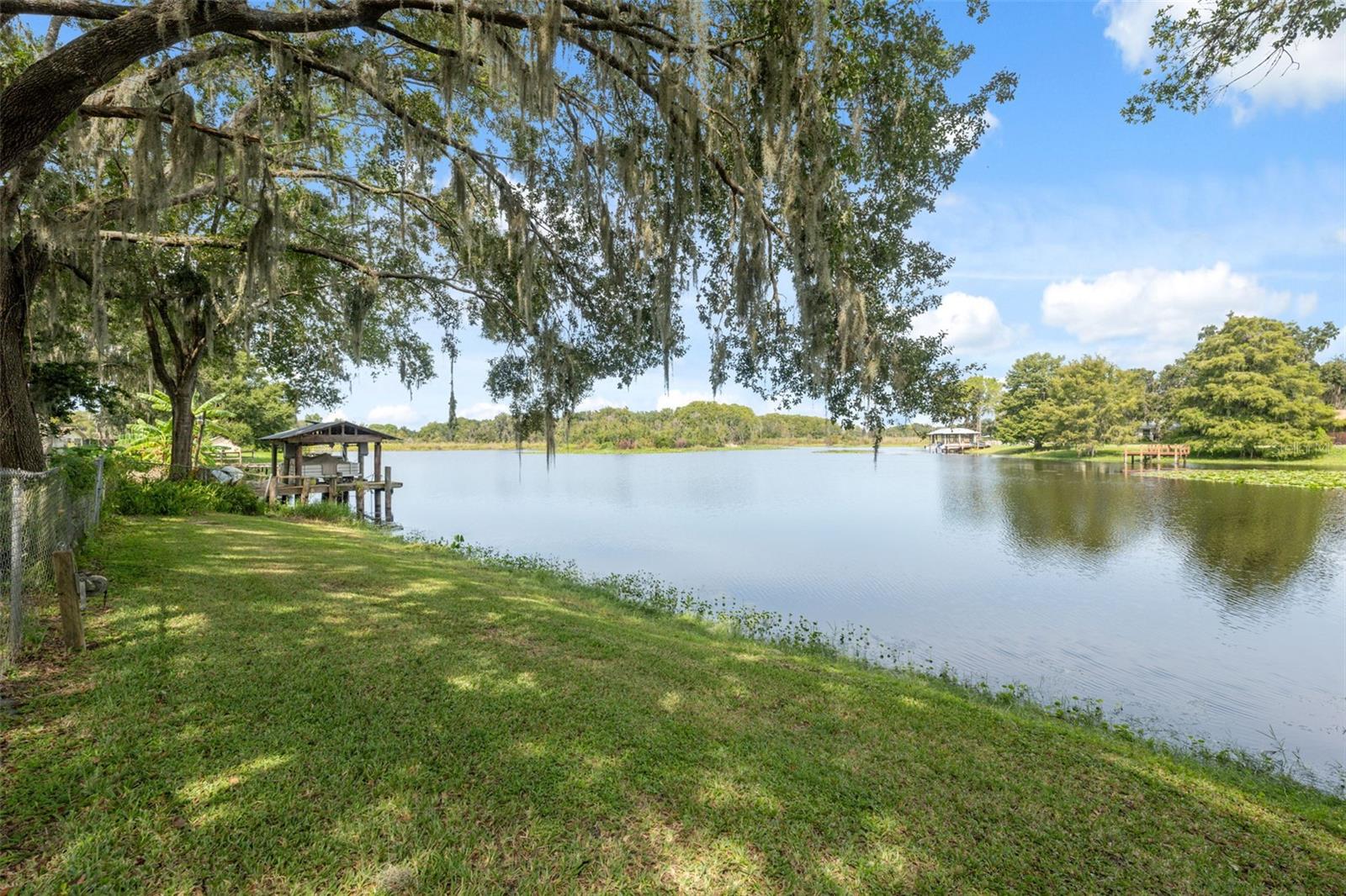 LOCKSHIRE PARK REP - Residential