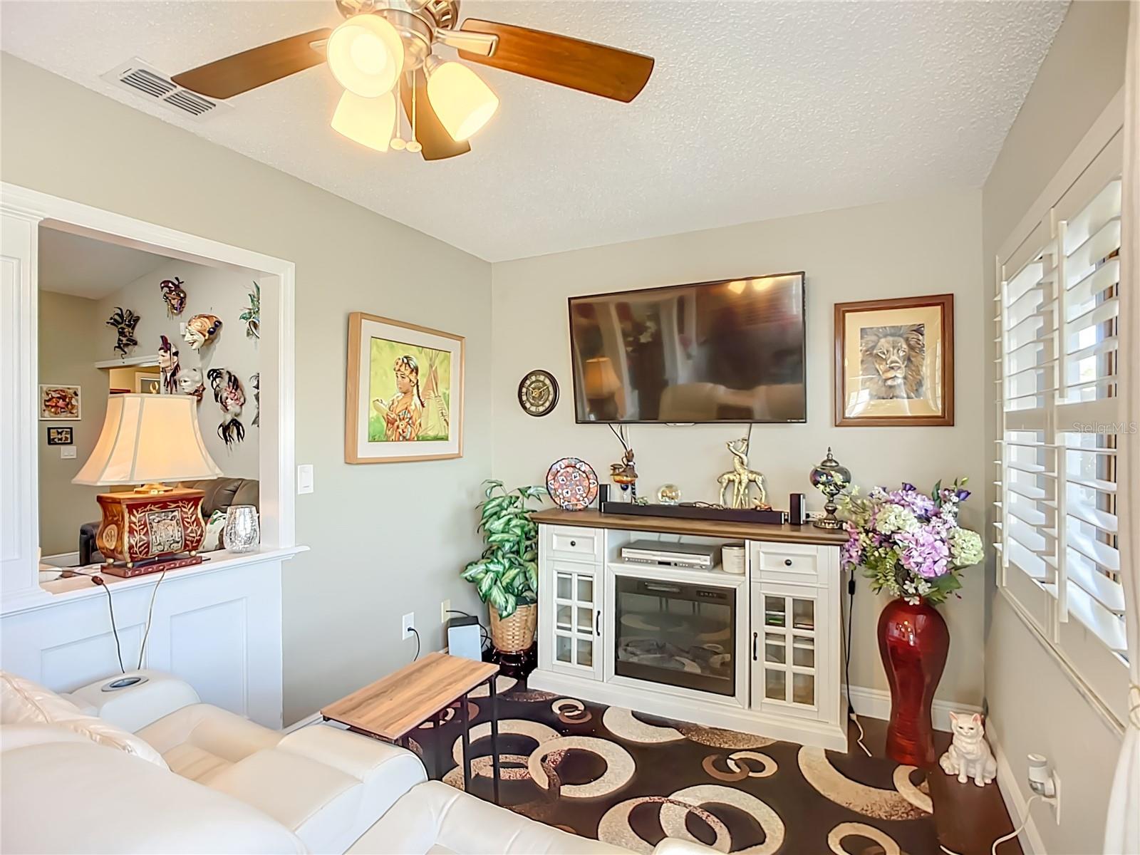 SUN CITY CENTER UNIT 40 - Residential