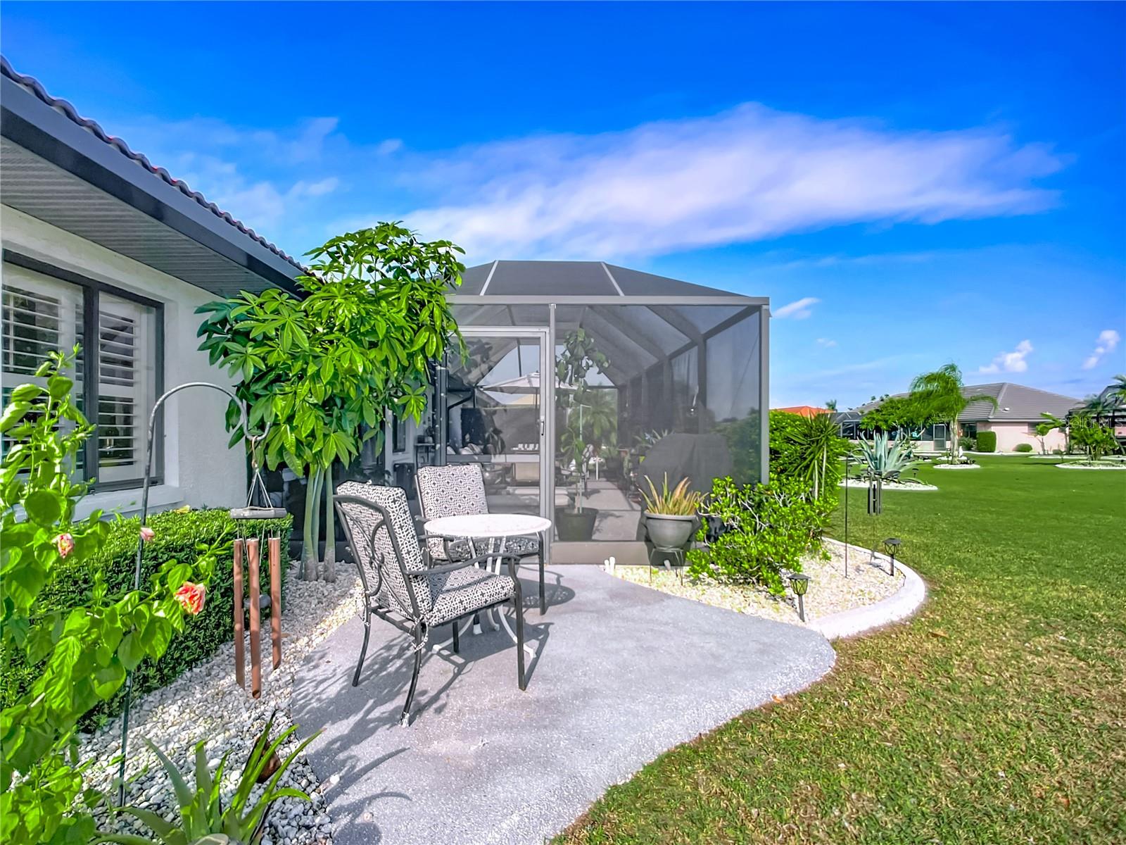 SUN CITY CENTER UNIT 40 - Residential