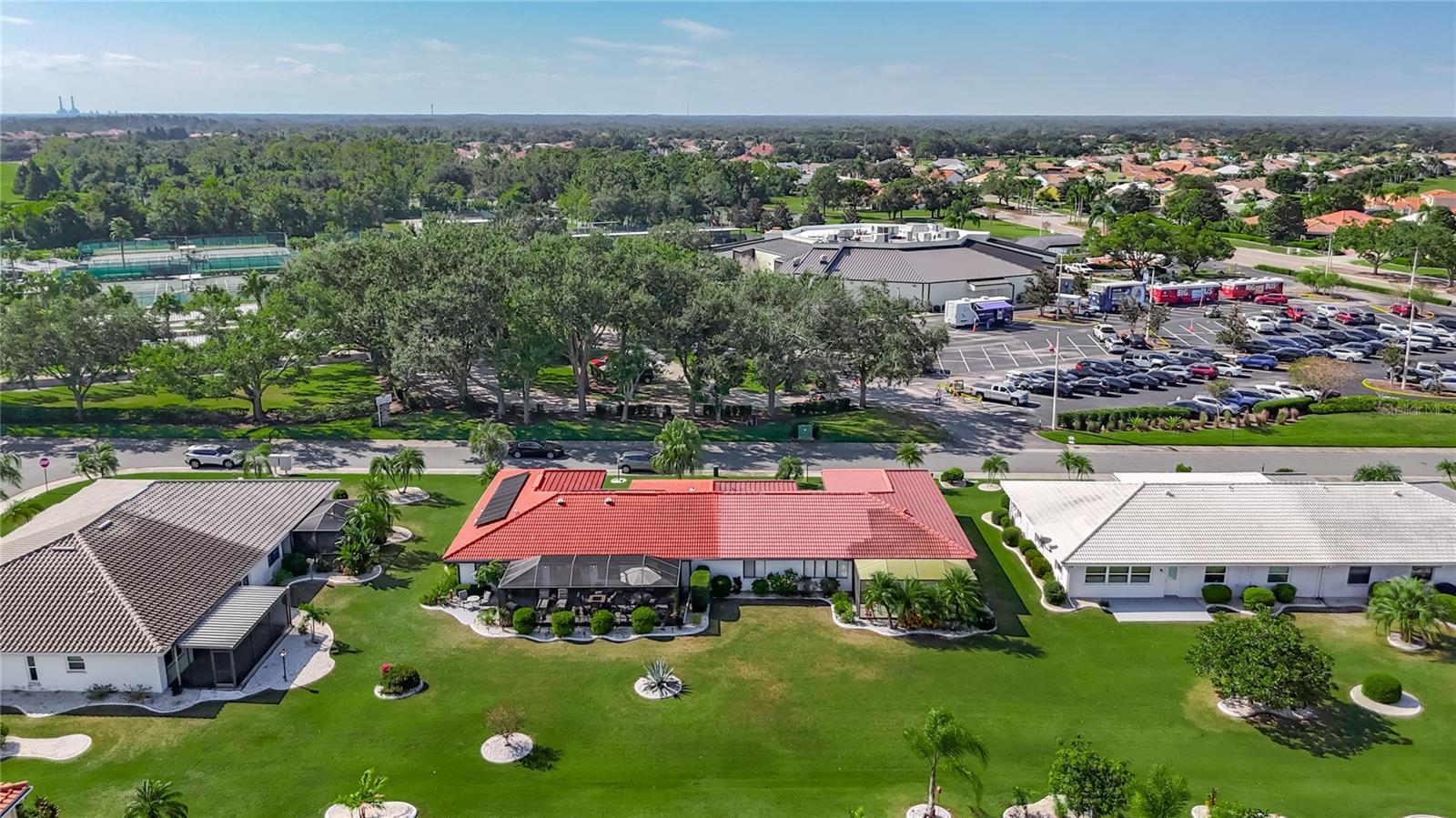 SUN CITY CENTER UNIT 40 - Residential