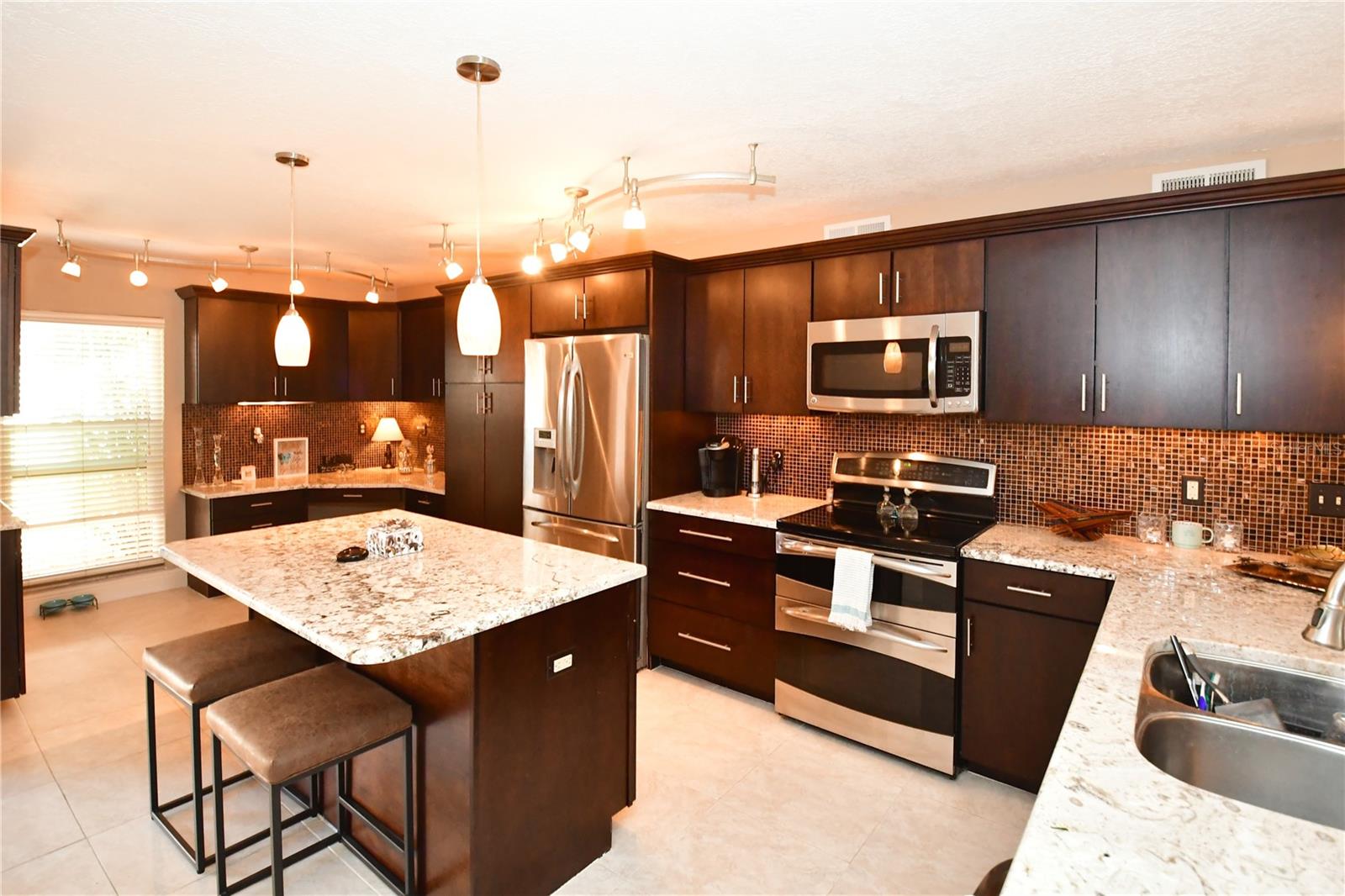 VILLAS ON POINT BRITTANY CONDO - Residential Lease