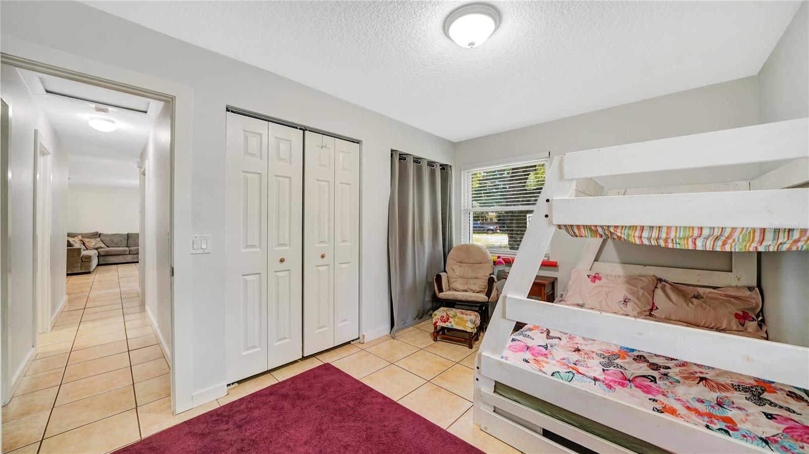YOUNG ESTATE - Residential