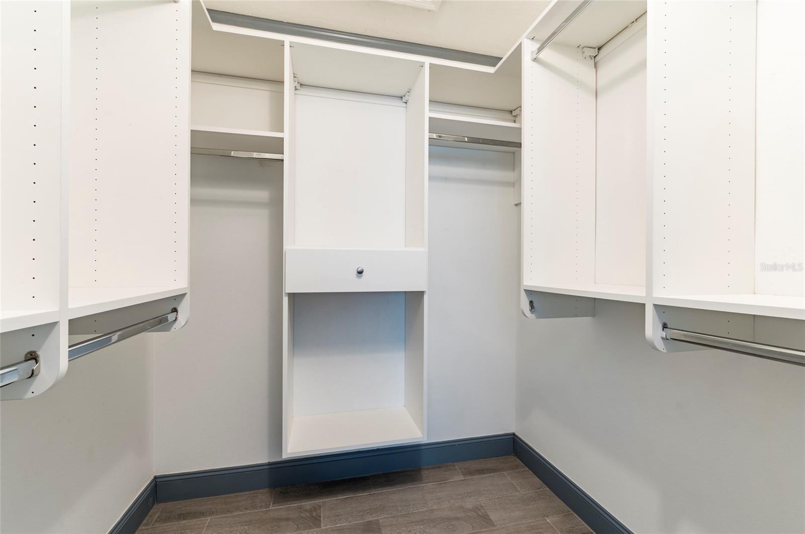 CHATEAUX VERSAILLES - Residential