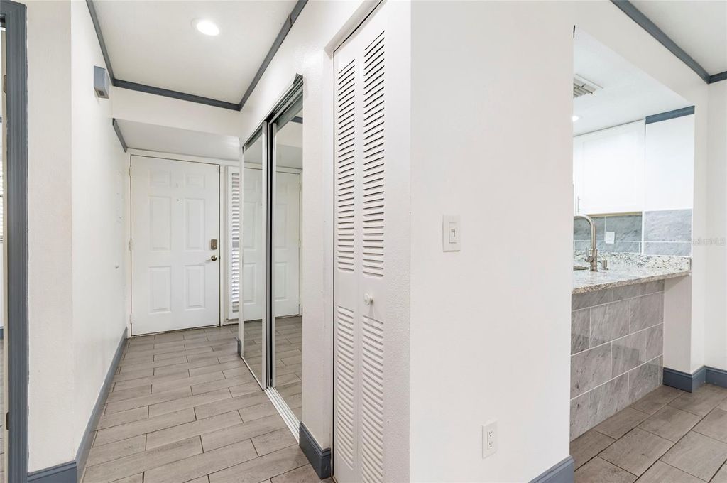 Photo of 2275 62nd Avenue N #5202, St Petersburg, FL 33702 (MLS # TB8442213)