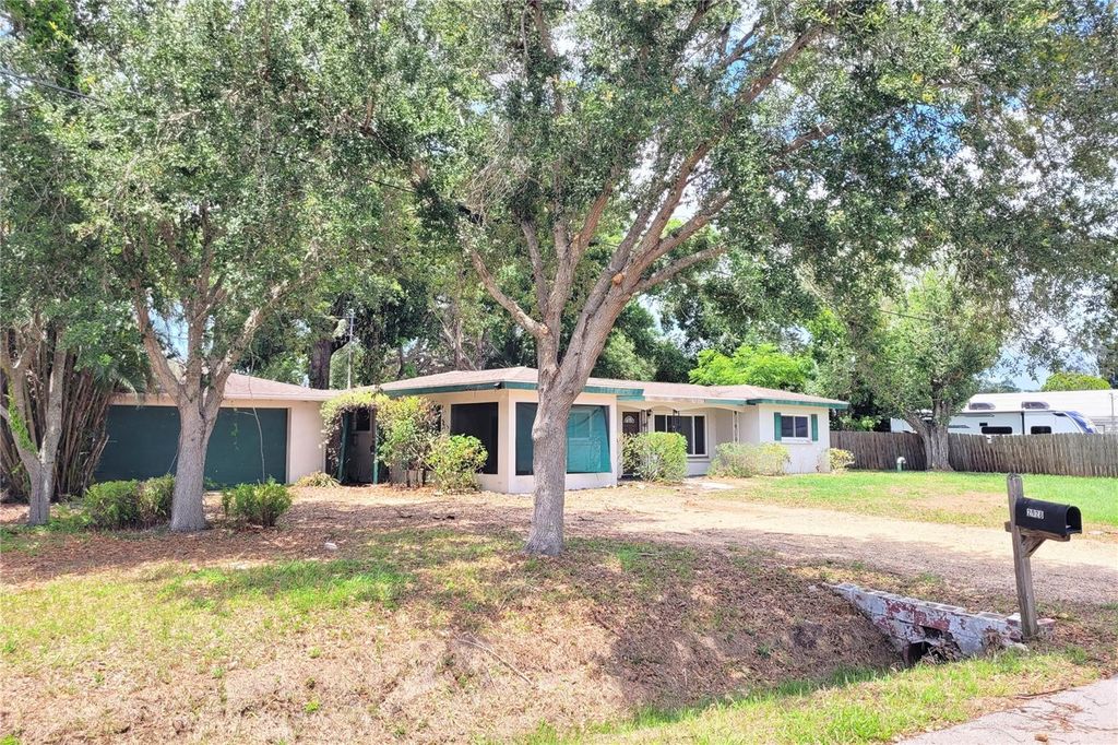 Photo of 2928 Betty Drive, Sarasota, FL 34232 (MLS # A4694782)