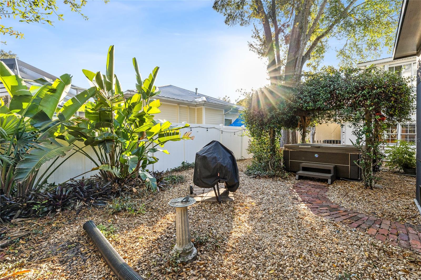 MANHATTAN PARK SUB - Residential