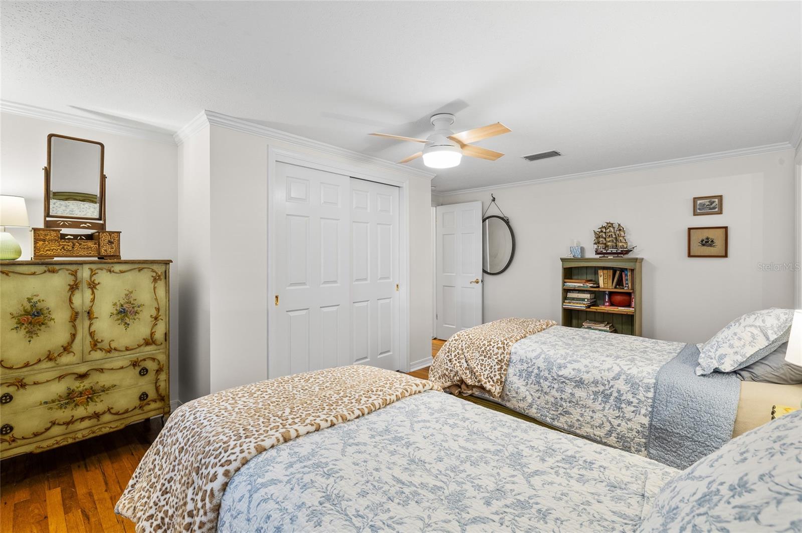 MANHATTAN PARK SUB - Residential