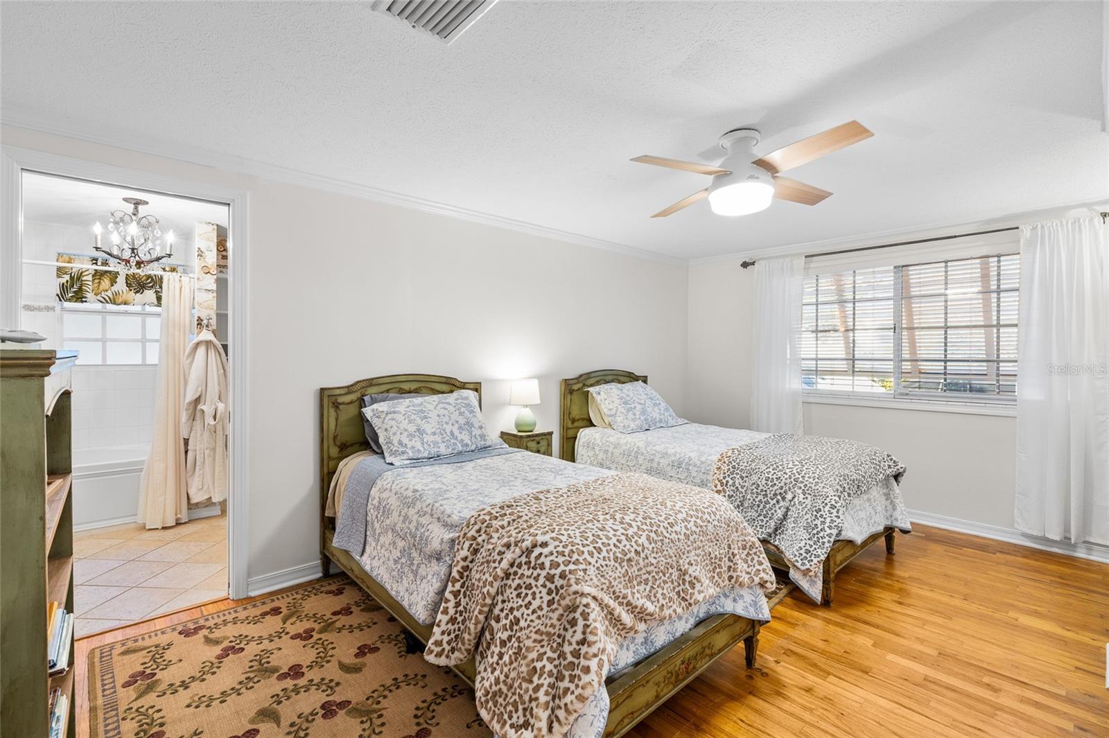 MANHATTAN PARK SUB - Residential