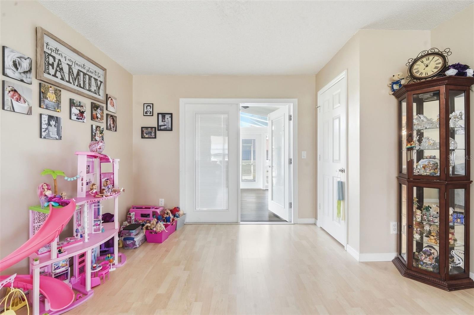 DELTONA LAKES UNIT 07 - Residential