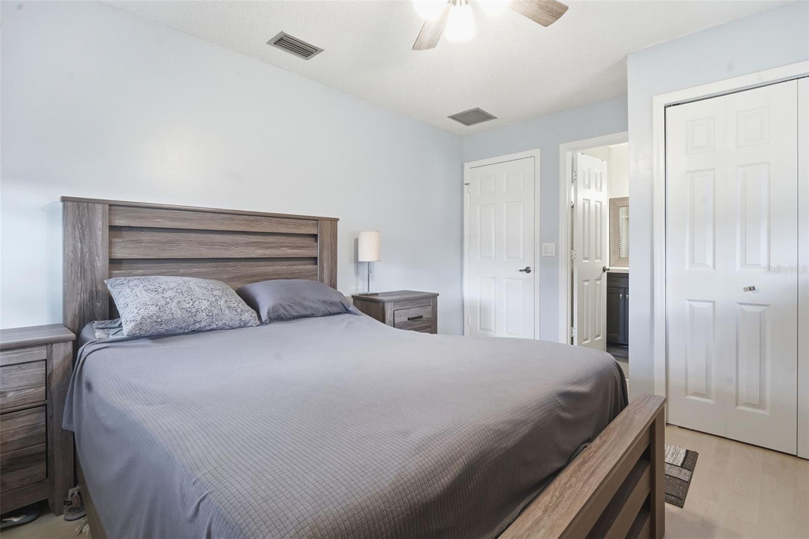 DELTONA LAKES UNIT 07 - Residential