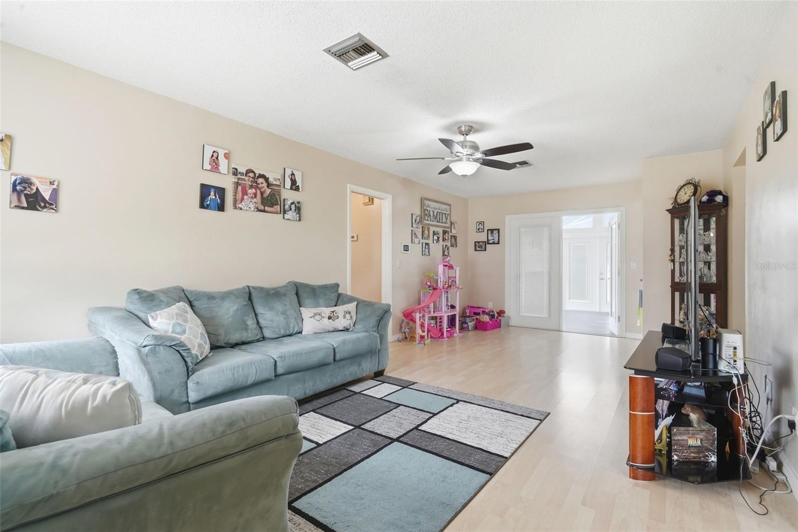 DELTONA LAKES UNIT 07 - Residential