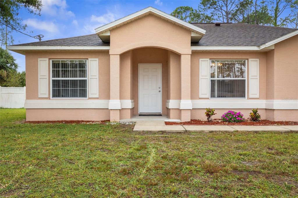 Photo of 19 Port Royal Drive, Palm Coast, FL 32164 (MLS # FC313740)