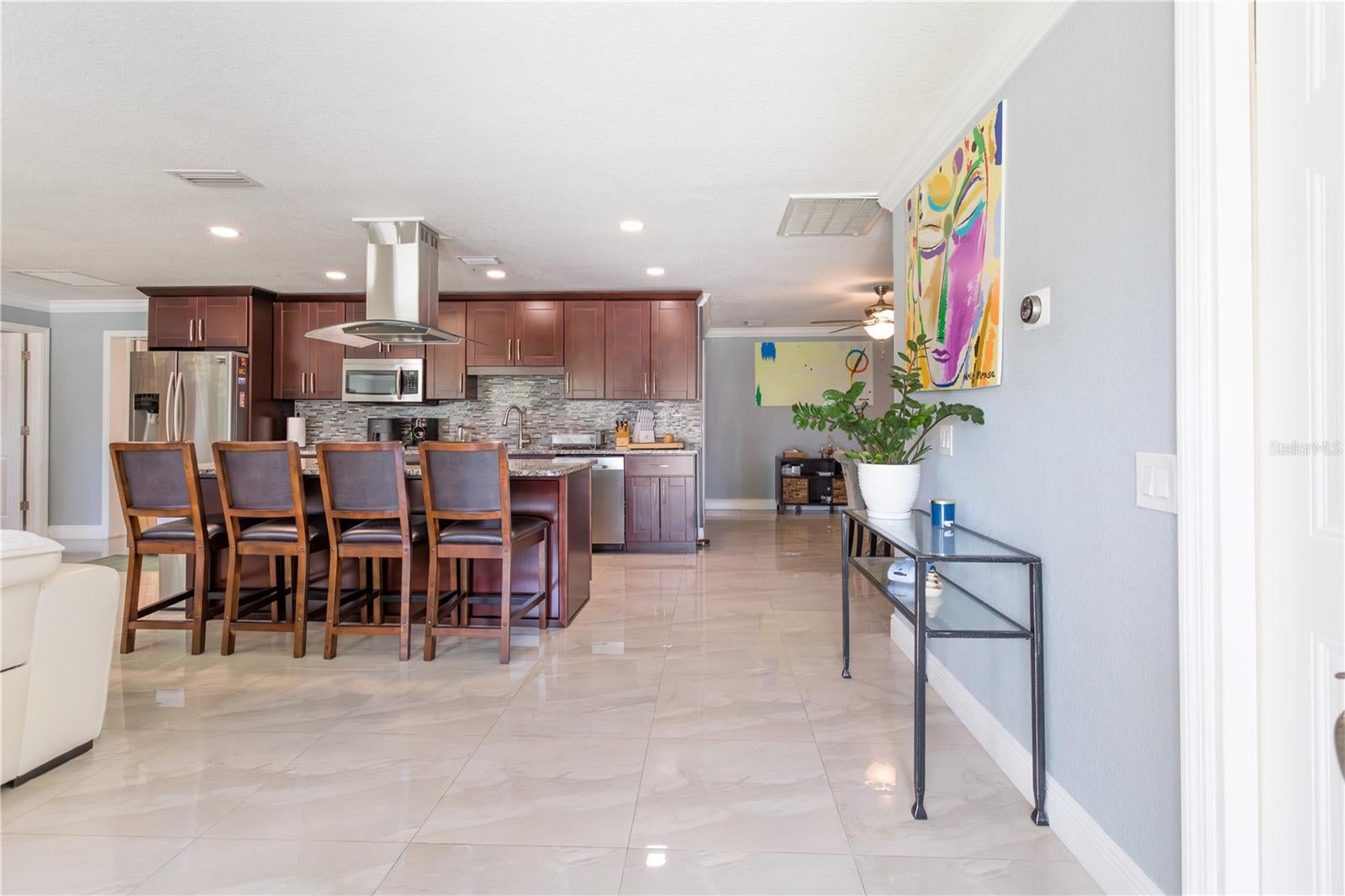 2198 OAK GROVE DRIVE