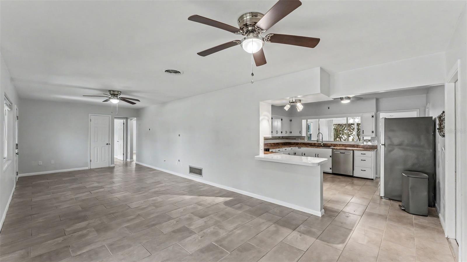 SOUTHEAST TERRACE - Residential