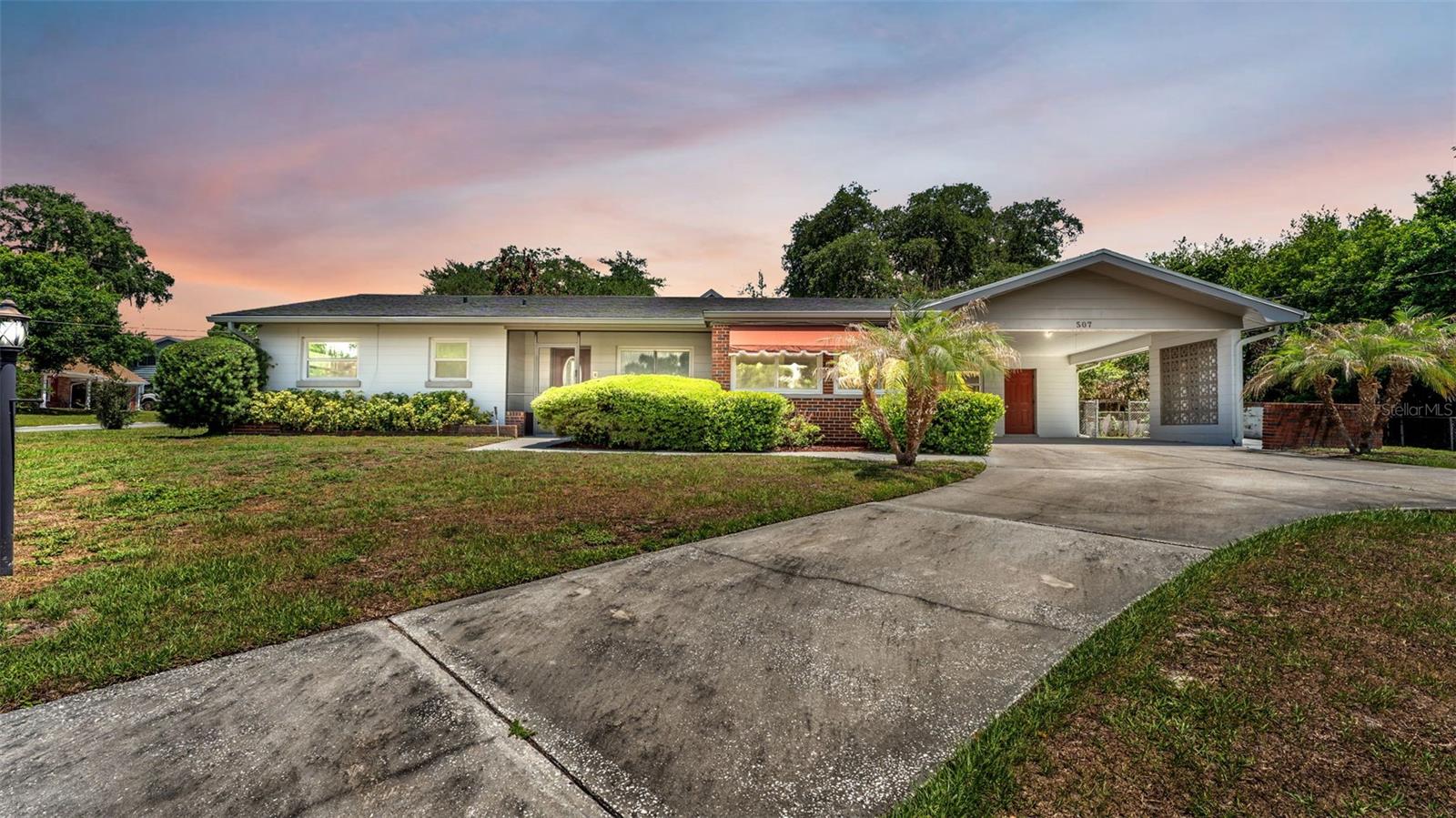 SOUTHEAST TERRACE - Residential
