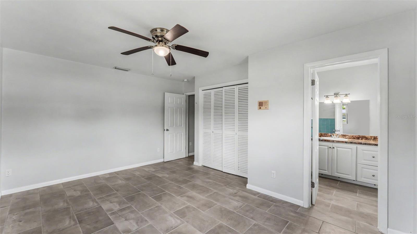 SOUTHEAST TERRACE - Residential