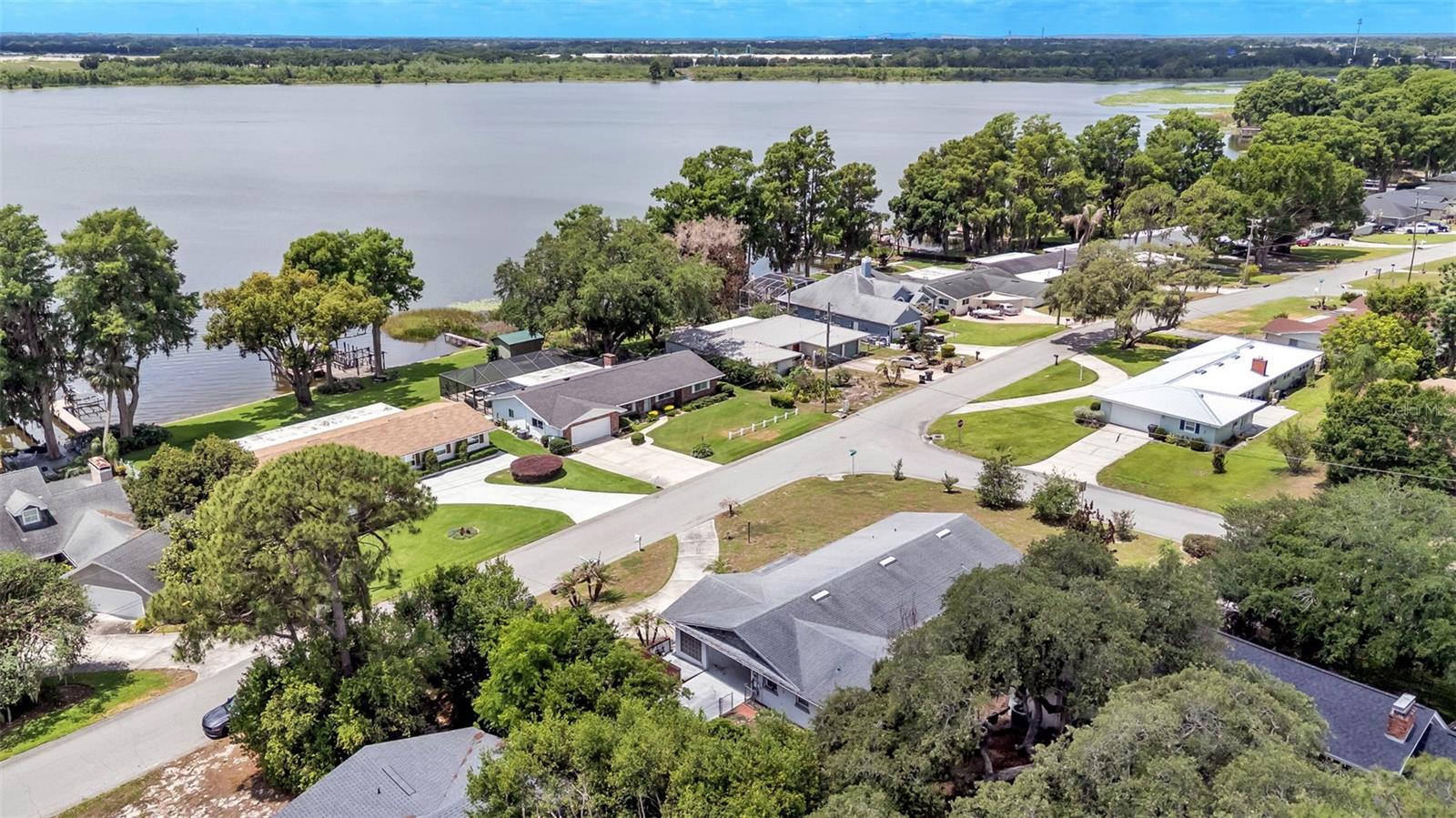 SOUTHEAST TERRACE - Residential