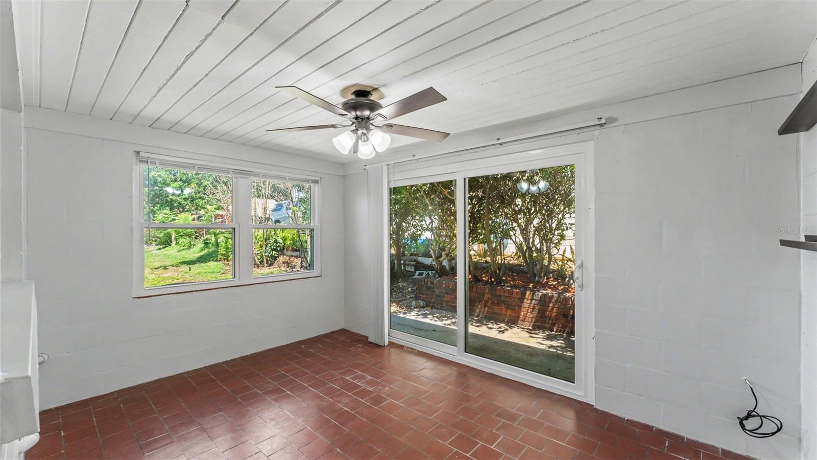 SOUTHEAST TERRACE - Residential