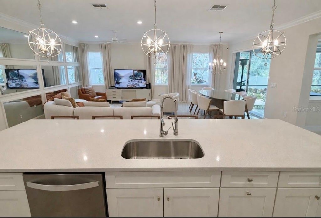 Photo of 9241 Patrimonio Loop, Windermere, FL 34786 (MLS # O6448651)