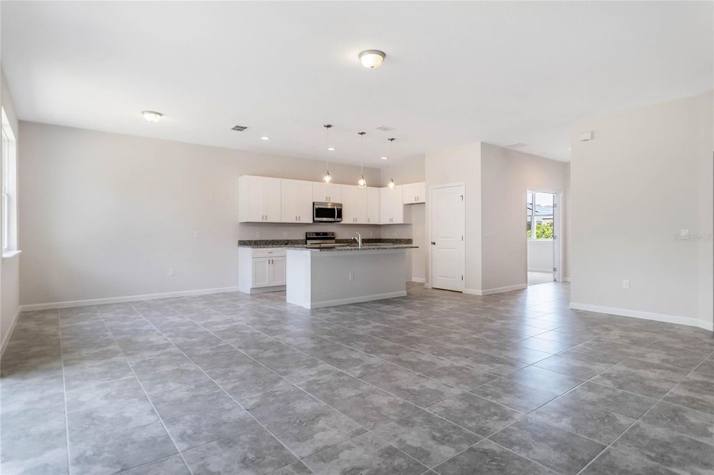 Photo of 3791 Watercliff Circle, Grand Island, FL 32735 (MLS # O6388484)