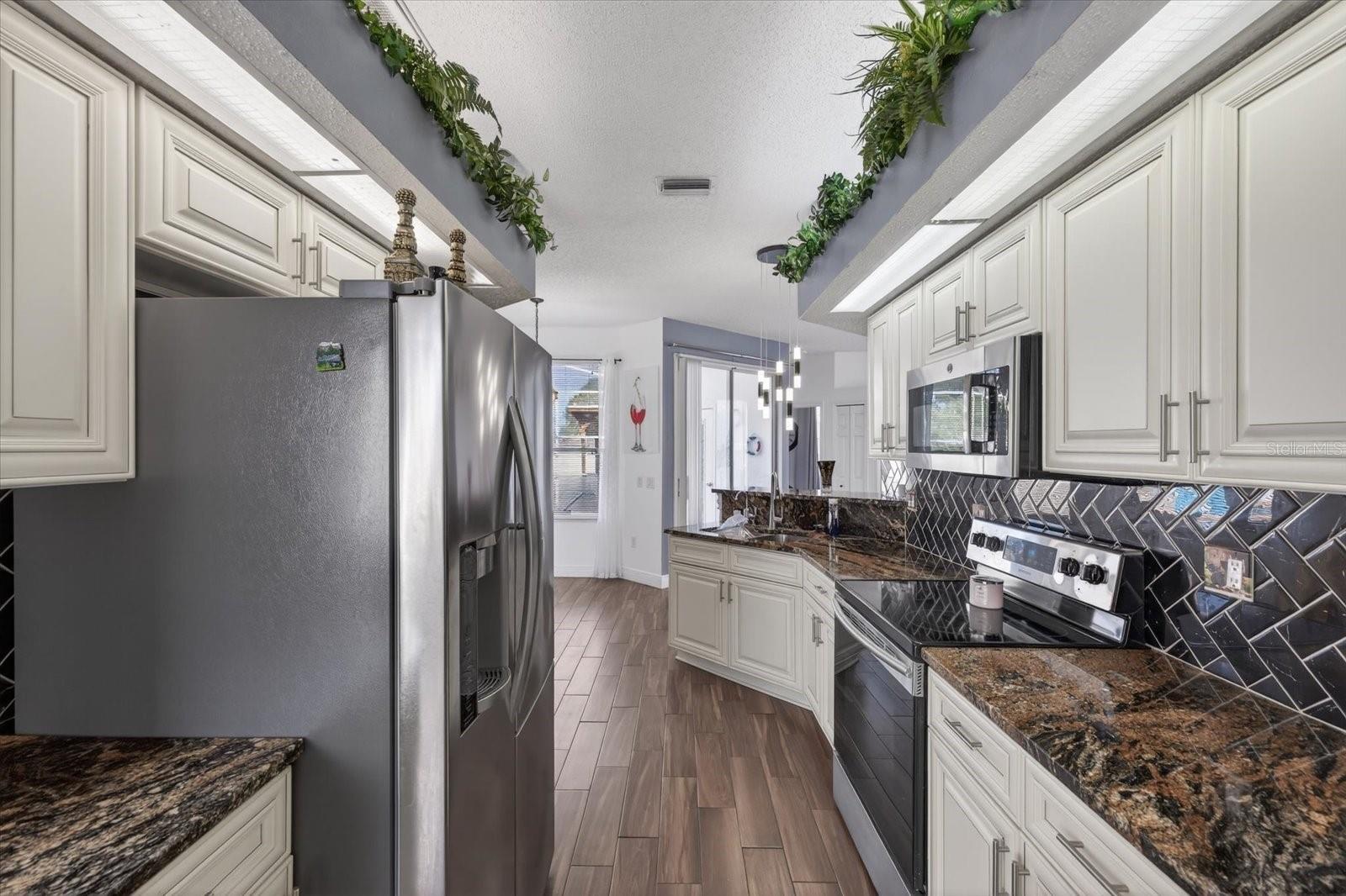 SPRING HILL - Residential