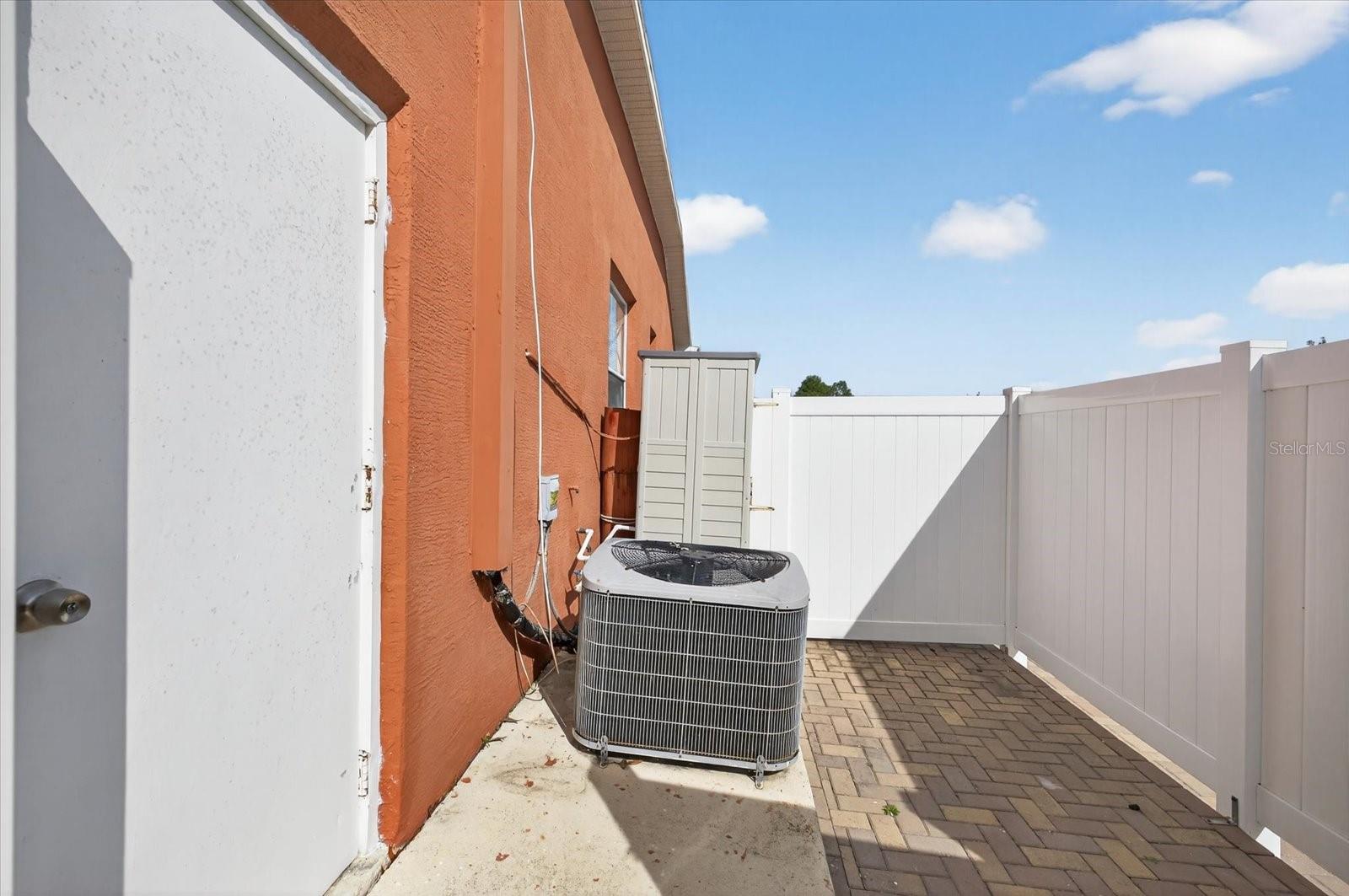 SPRING HILL - Residential