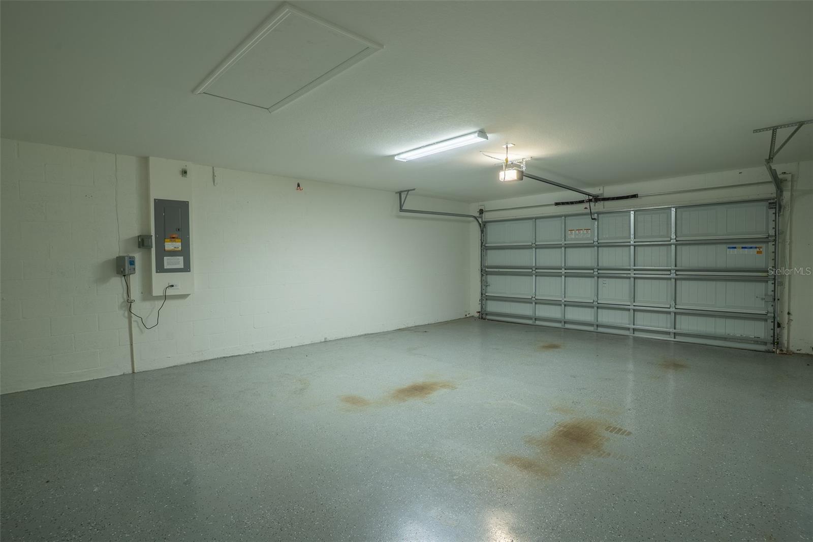 EAGLE LAKE - Residential