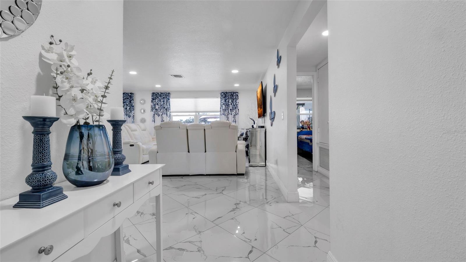 12416 QUEENSLAND LANE