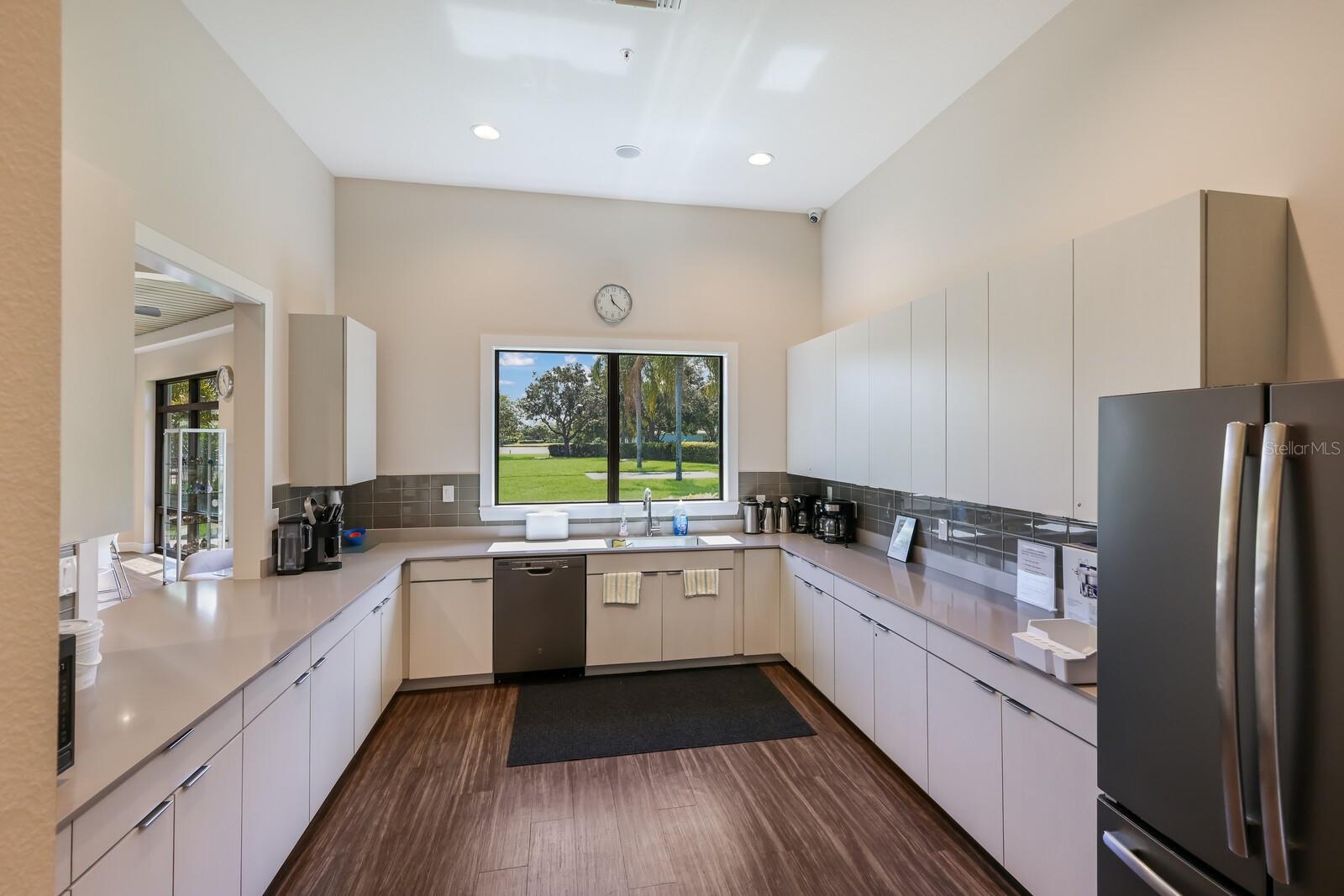 LAKERIDGE FALLS PH 1B - Residential