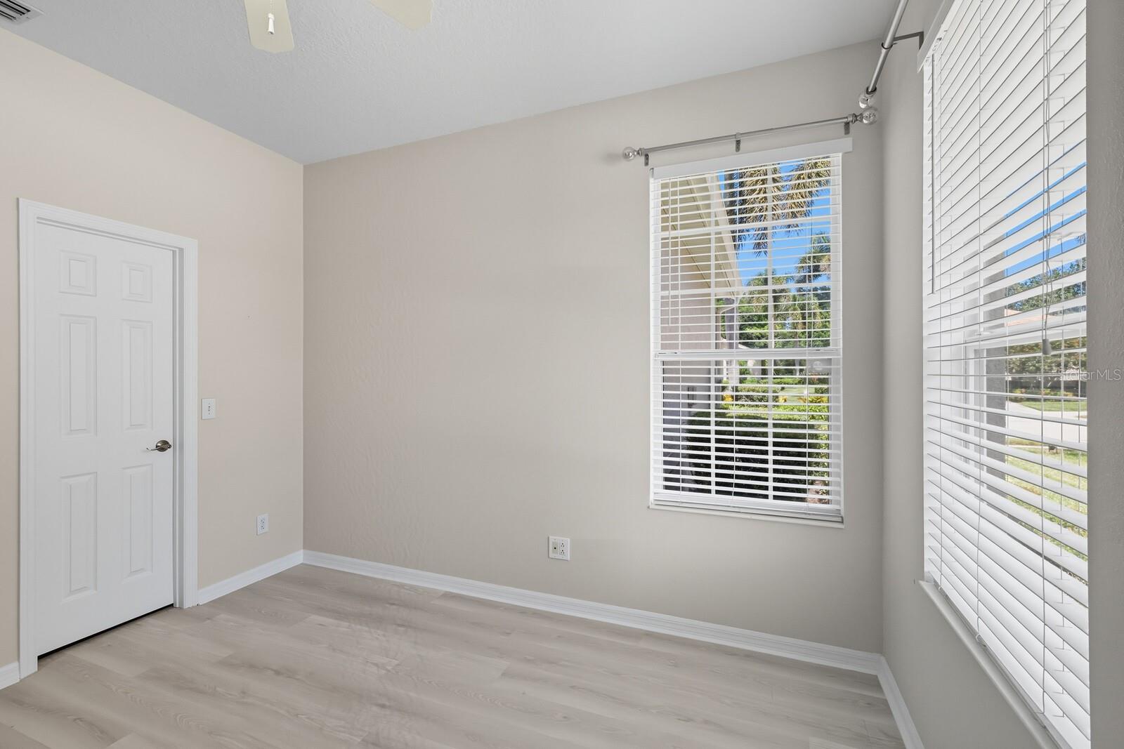 LAKERIDGE FALLS PH 1B - Residential