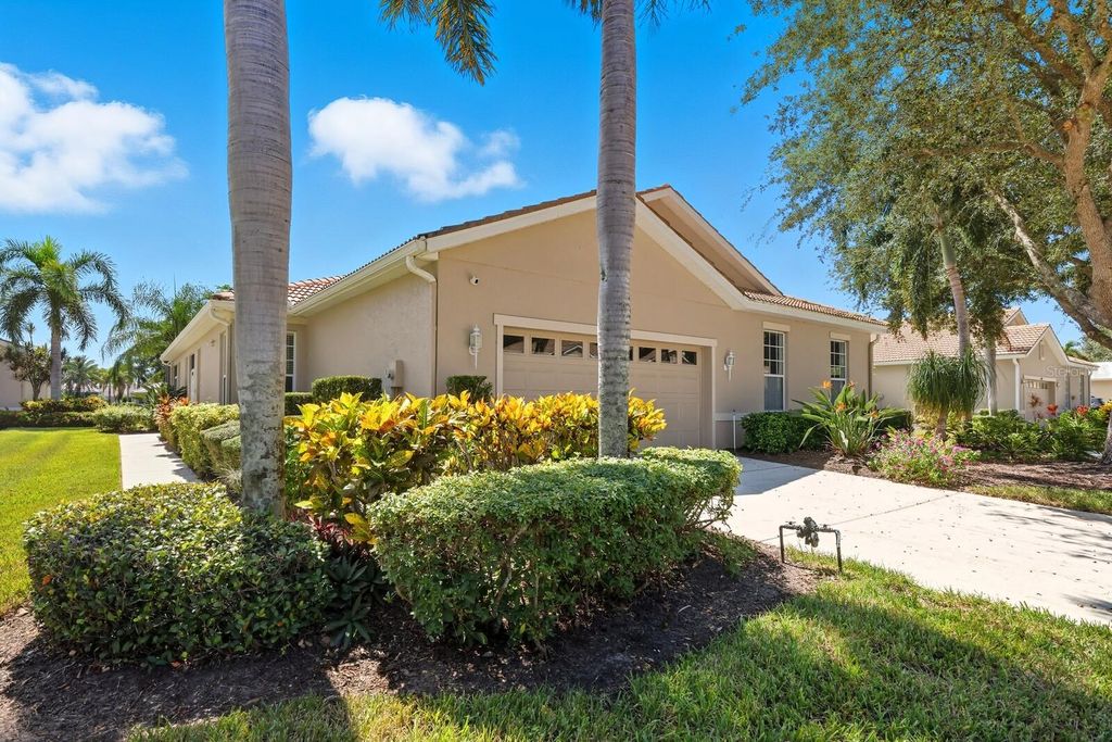 Photo of 4470 Kariba Lake Terrace, Sarasota, FL 34243 (MLS # A4665968)