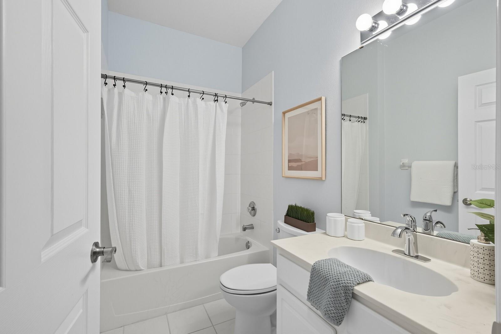 LAKERIDGE FALLS PH 1B - Residential