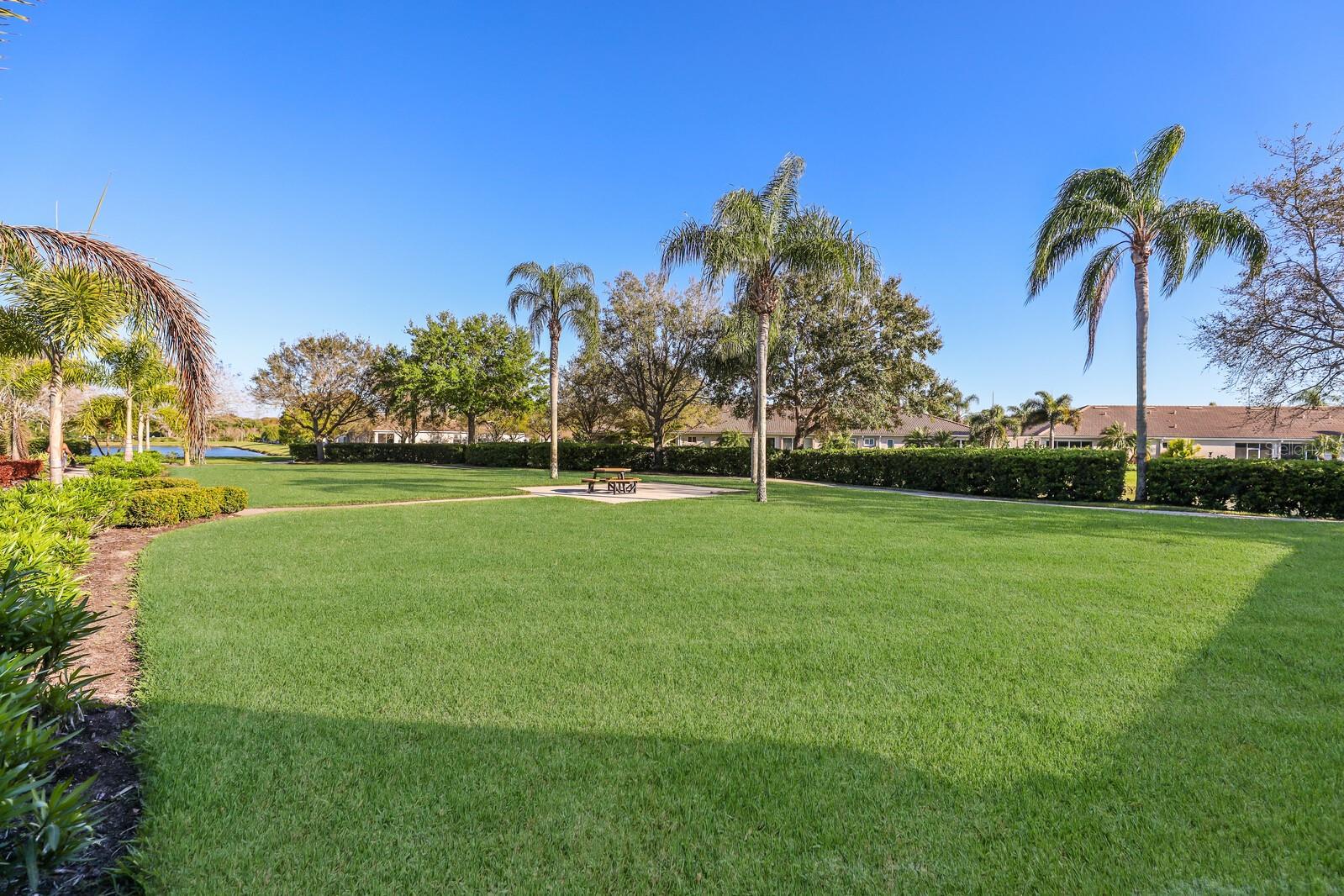 LAKERIDGE FALLS PH 1B - Residential